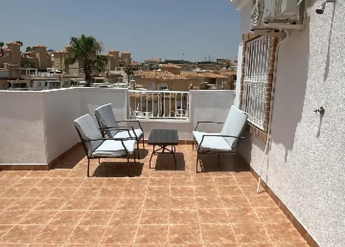 Casa Con Piscina 圣米格尔德萨利纳斯